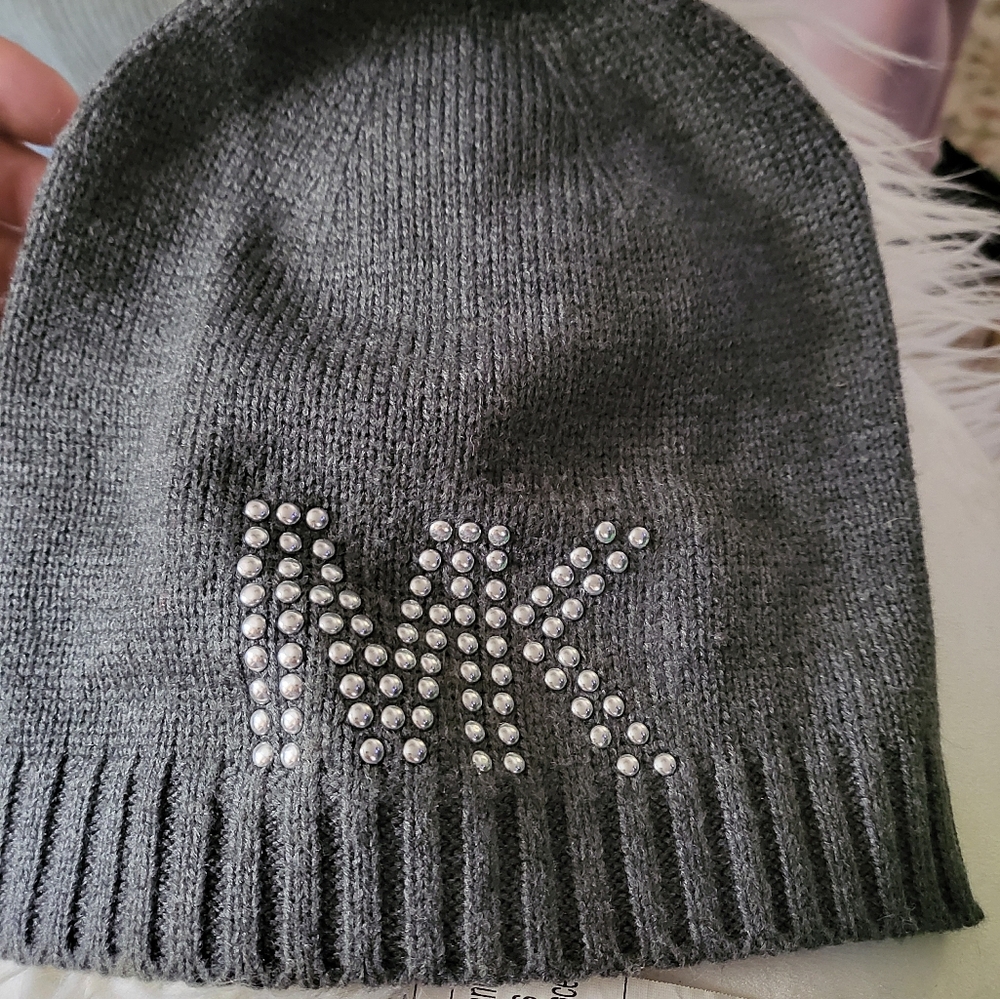 Michael Kors hat